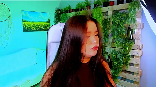 AnnaGarcias  online show from 11/26/25, 12:39