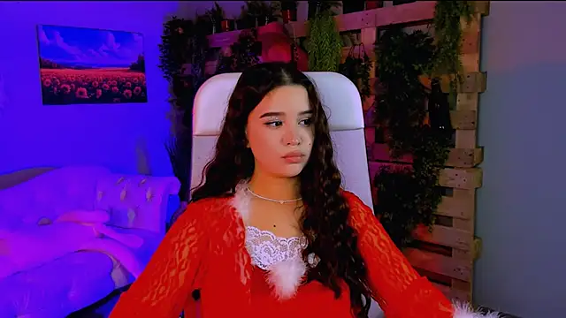 AnnaGarcias  online show from 12/04/25, 12:36