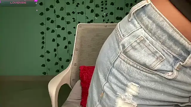 classy kritii online show from 05/07/26, 12:21
