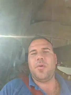 Chubbytop454 online show from 11/05/25, 02:17