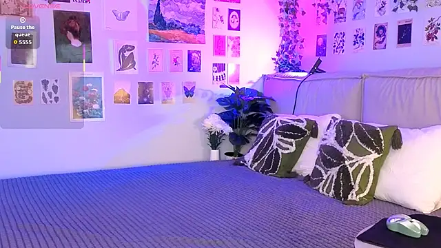 CindyMoriLove online show from 05/08/26, 05:46