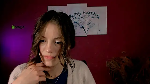 mia starrr  online show from 12/02/25, 09:36