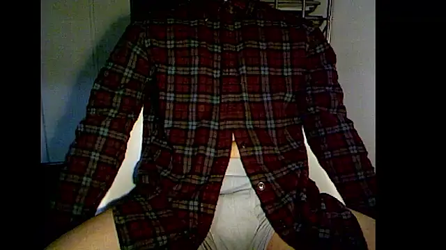 Taro070 online show from 11/18/25, 04:28