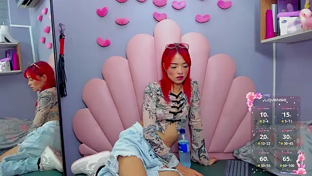 luci miller online show from 11/09/25, 04:27