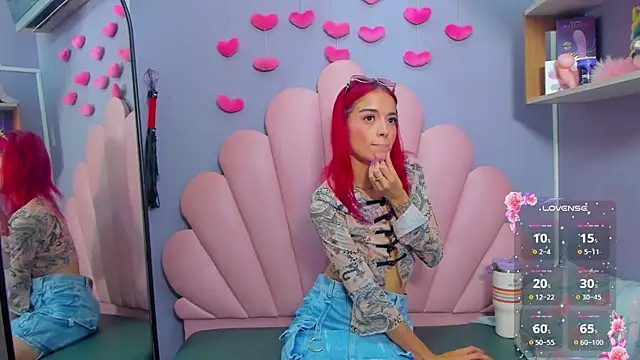 luci miller online show from 11/19/25, 12:43