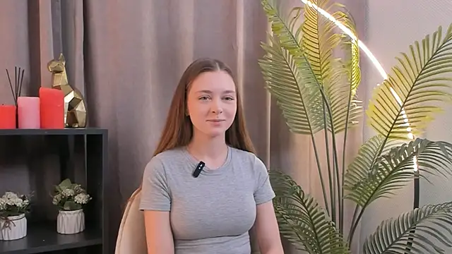 Snapshot of AnhMounkes chatting on 11/08/25, 07:19 AnhMounkes online show from 11/08/25, 07:19