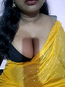 Snapshot of Keerthee_ chatting on 11/09/25, 09:13 Keerthee online show from 11/09/25, 09:13