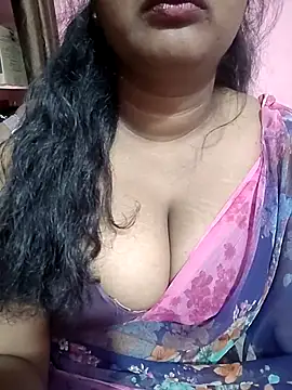 Snapshot of Keerthee_ chatting on 11/12/25, 06:30 Keerthee online show from 11/12/25, 06:30