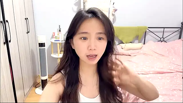 Hmm 0303 online show from 03/12/26, 04:24