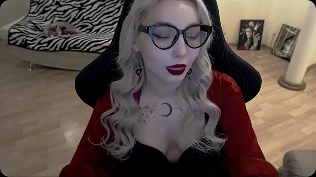 Snapshot of fromsun_forsoul777 chatting on 11/18/25, 11:25 fromsun forsoul777 online show from 11/18/25, 11:25