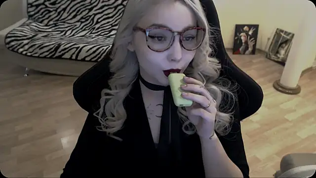 Snapshot of fromsun_forsoul777 chatting on 11/25/25, 11:32 fromsun forsoul777 online show from 11/25/25, 11:32