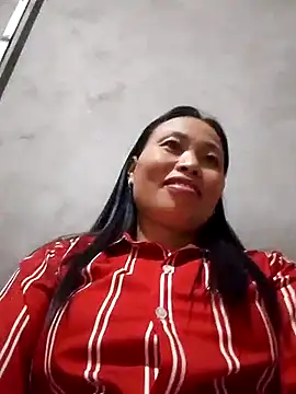 Snapshot of Karen_china chatting on 11/17/25, 11:38 Karen china online show from 11/17/25, 11:38