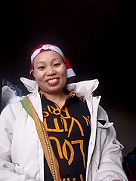 Snapshot of Karen_china chatting on 11/28/25, 09:34 Karen china online show from 11/28/25, 09:34