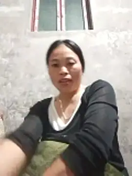 Snapshot of Karen_china chatting on 12/02/25, 10:38 Karen china online show from 12/02/25, 10:38