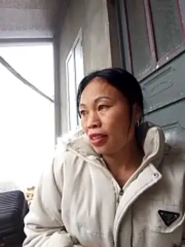 Snapshot of Karen_china chatting on 12/05/25, 12:30 Karen china online show from 12/05/25, 12:30