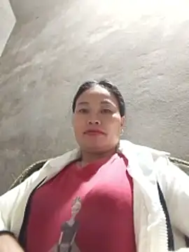 Snapshot of Karen_china chatting on 12/18/25, 01:39 Karen china online show from 12/18/25, 01:39