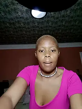 Snapshot of Prettyflowea chatting on 11/06/25, 10:05 Prettyflowea online show from 11/06/25, 10:05