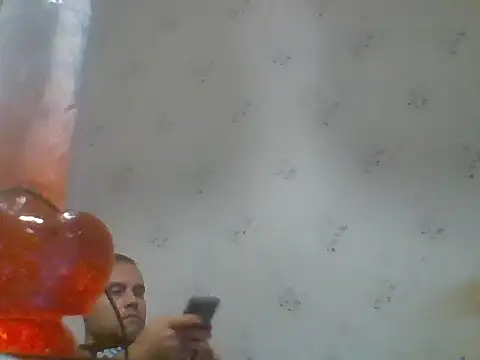 Snapshot of Kreol69 chatting on 11/08/25, 10:08 Kreol69 online show from 11/08/25, 10:08