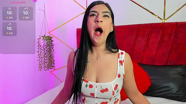 Snapshot of Paris_Evans_ chatting on 11/26/25, 12:17 Paris Evans online show from 11/26/25, 12:17