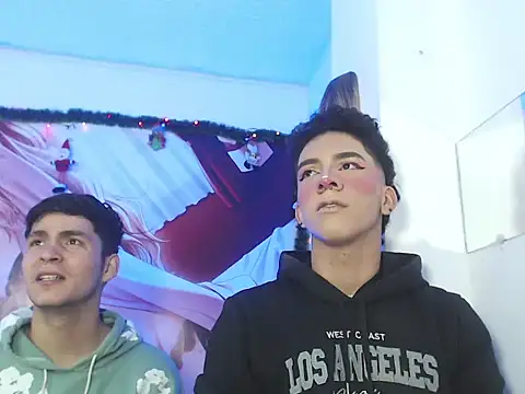 Snapshot of Lovers_Spicy chatting on 12/04/25, 02:15 Lovers Spicy online show from 12/04/25, 02:15