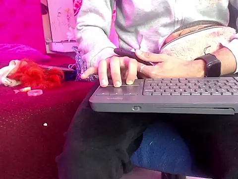 Snapshot of Lovers_Spicy chatting on 01/15/26, 12:43 Lovers Spicy online show from 01/15/26, 12:43