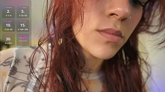 TessaaFox online show from 12/17/25, 11:49