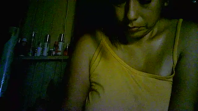 Zulreyna online show from 03/15/26, 04:07