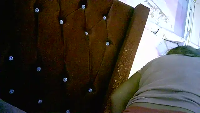 Zulreyna online show from 04/25/26, 03:53