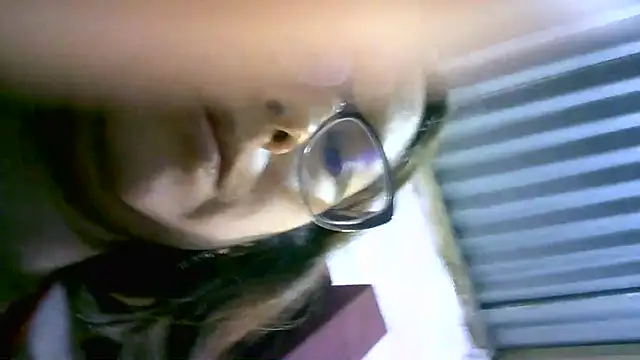 Snapshot of Zulreyna chatting on 05/21/26, 03:13 Zulreyna online show from 05/21/26, 03:13