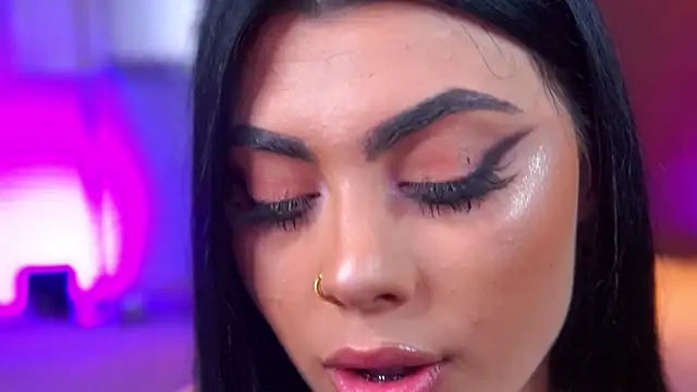 RavennaDArcy online show from 01/14/26, 07:30