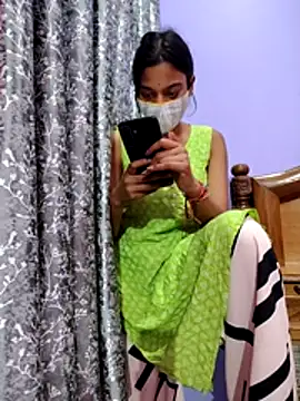 Student12th online show from 11/23/25, 03:56