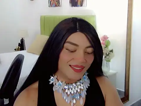 sebastian cruz  online show from 12/05/25, 07:32