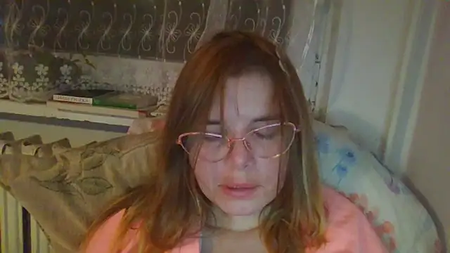 HornyElena online show from 12/05/25, 08:49