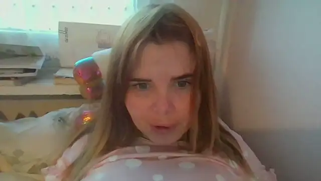 HornyElena online show from 12/18/25, 02:34