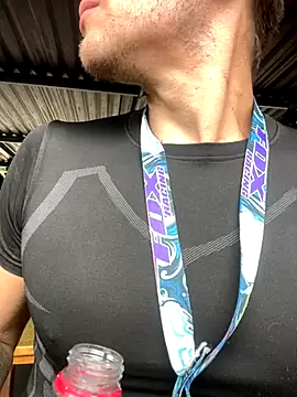 Snapshot of Nick_juniorrx chatting on 11/09/25, 03:32 Nick juniorrx online show from 11/09/25, 03:32