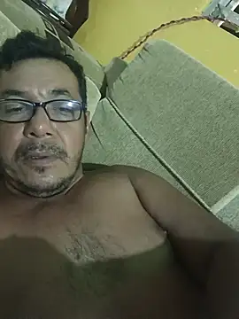 Snapshot of bruno_324278 chatting on 06/01/26, 03:30 bruno 324278 online show from 06/01/26, 03:30