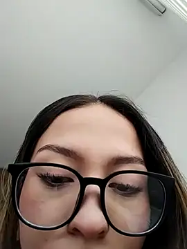 LuluuBerry online show from 12/20/25, 06:26