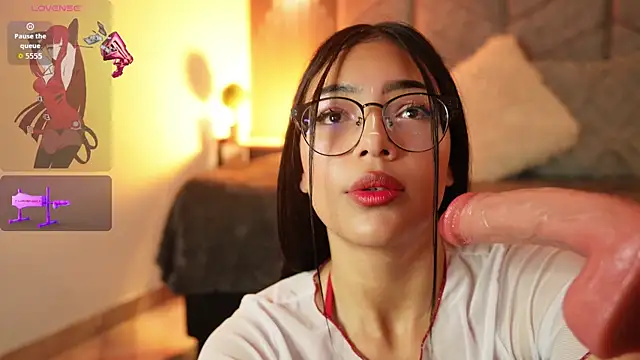 Snapshot of _ViolletteNoir_ chatting on 01/14/26, 08:14 ViolletteNoir online show from 01/14/26, 08:14