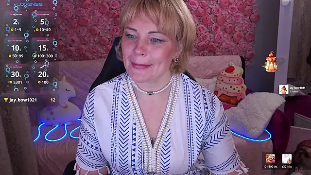 AmaraNights online show from 05/13/26, 07:00