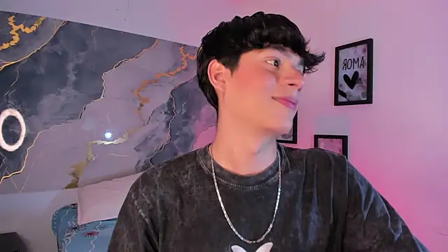 Isaac Kurtt online show from 11/15/25, 07:32