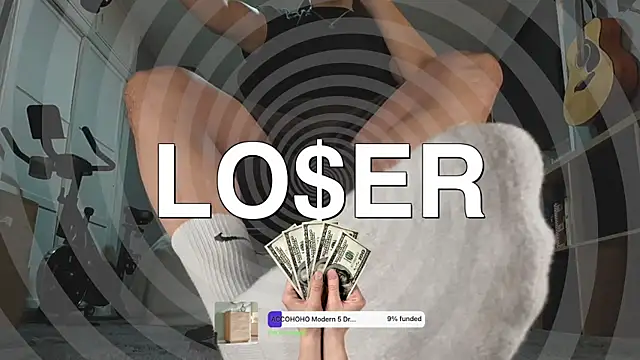 Snapshot of cashmastergrey chatting on 11/12/25, 06:25 cashmastergrey online show from 11/12/25, 06:25