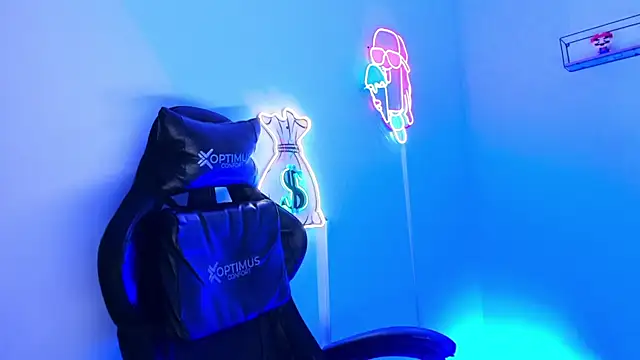 Quetzal coatl  online show from 04/06/26, 11:16