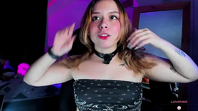 Dubraska Rubio online show from 11/25/25, 05:18