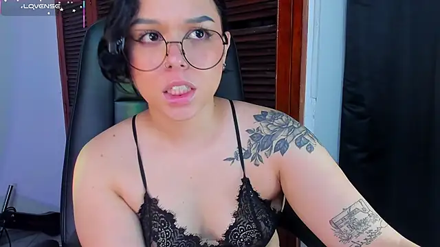 Dubraska Rubio online show from 04/06/26, 02:53