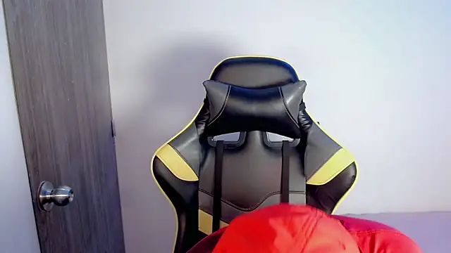 Tatann 18 online show from 11/06/25, 07:15