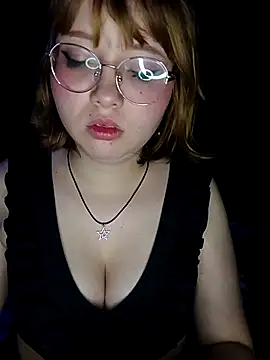 Michi sauria1 online show from 11/24/25, 09:47