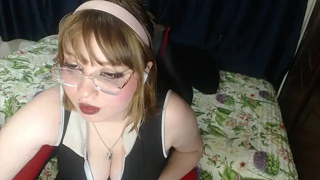 Michi sauria1 online show from 12/15/25, 03:22