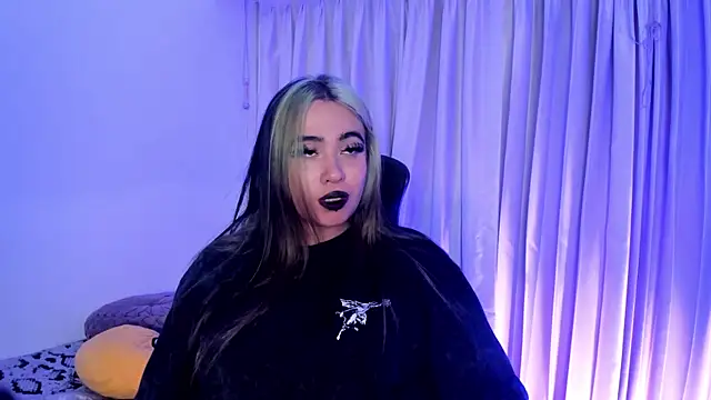 Lilith Zenith  online show from 12/21/25, 04:19