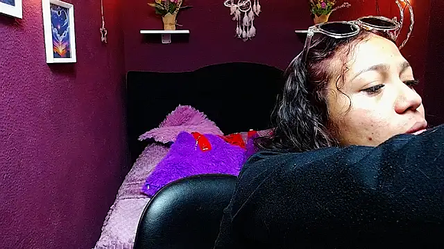 monika 256 online show from 02/05/26, 01:16