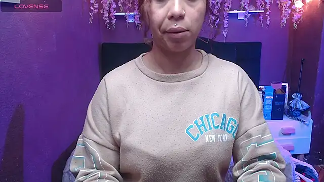 monika 256 online show from 06/27/26, 01:28